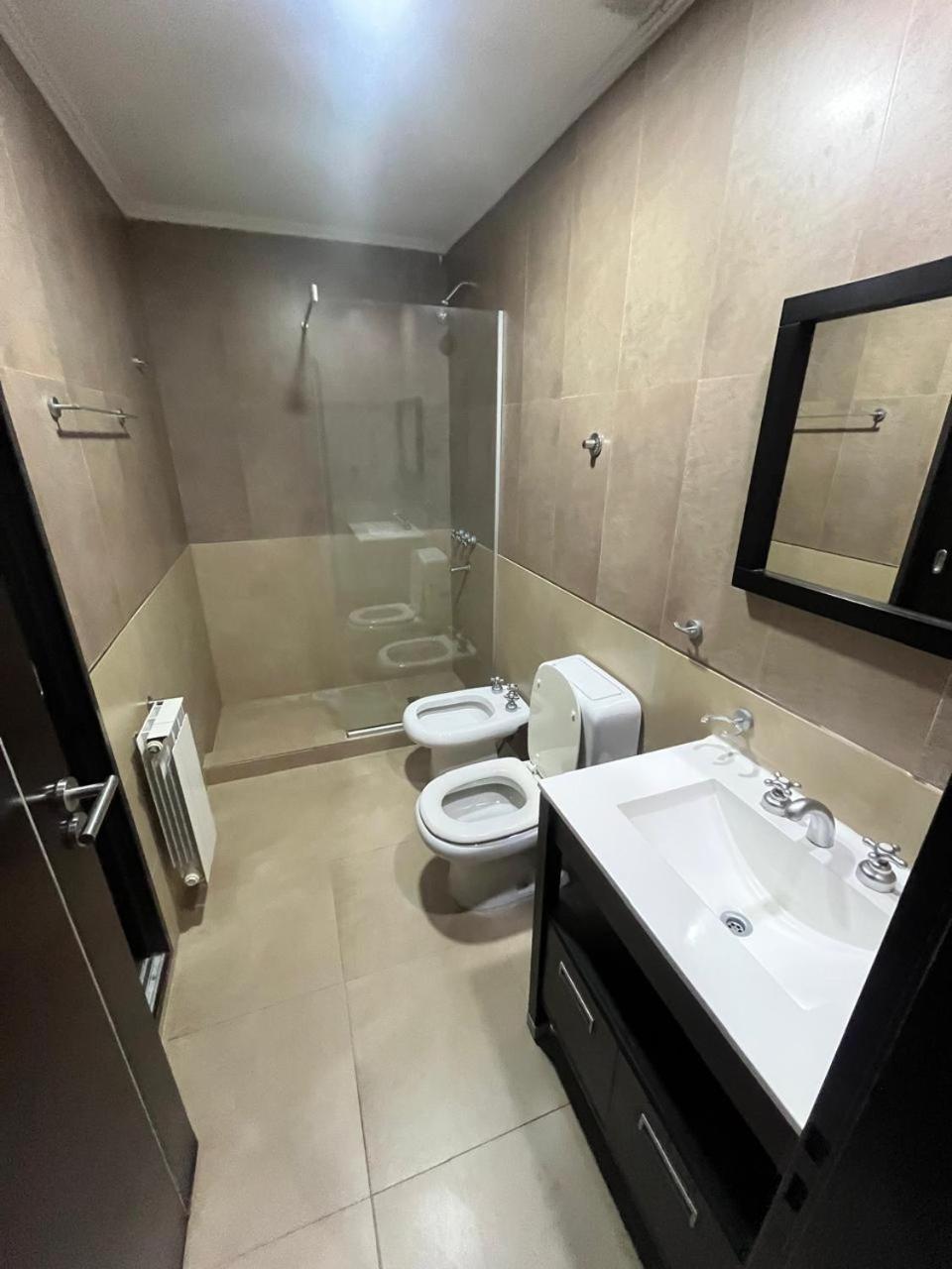 Departamento Centrico Y Moderno En Comodoro - Mooi Apartment
